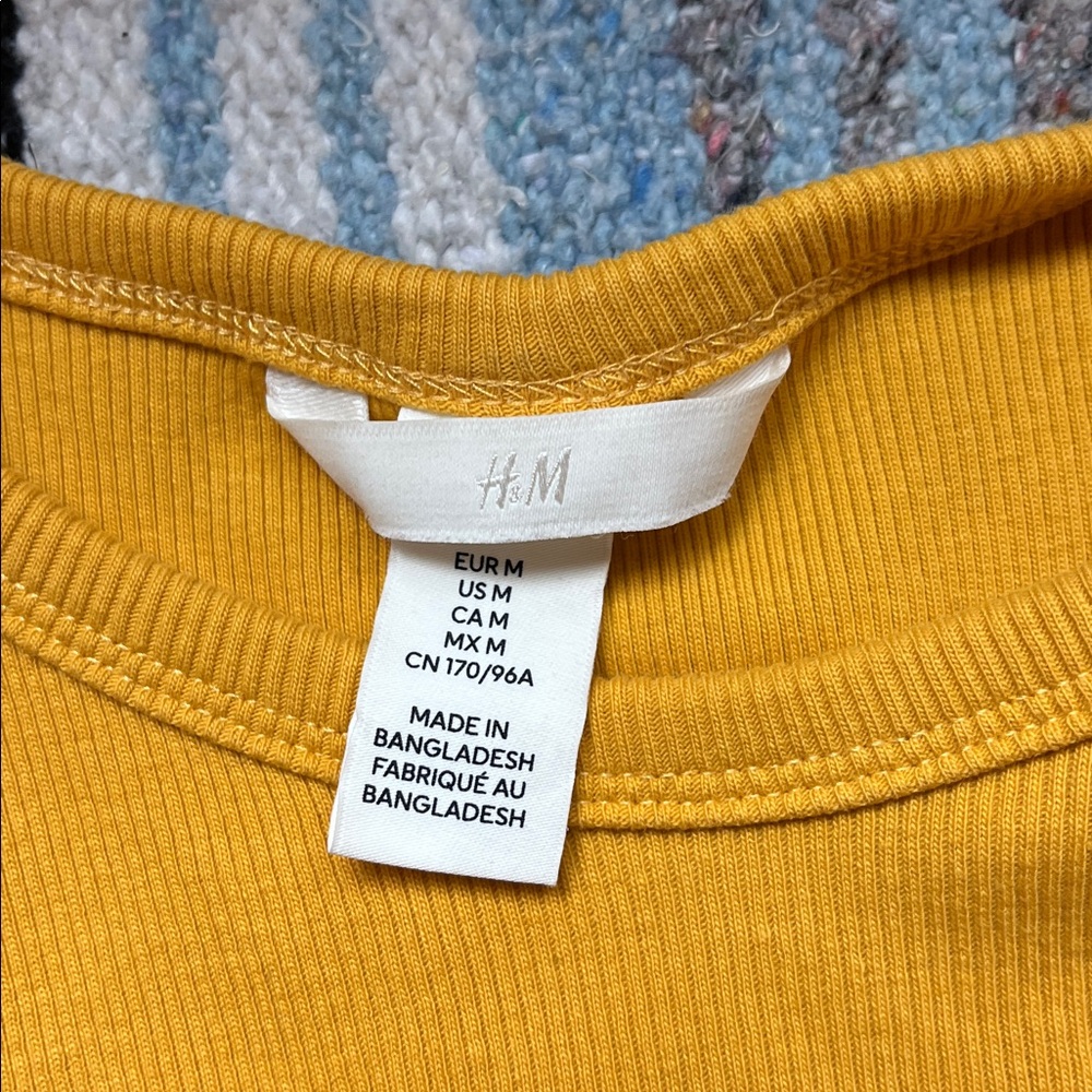 H&M Ribbed Crop Tank Top - Picture 3 of 3